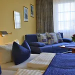 Hotel Rheinhotel Vier Jahreszeiten 3*