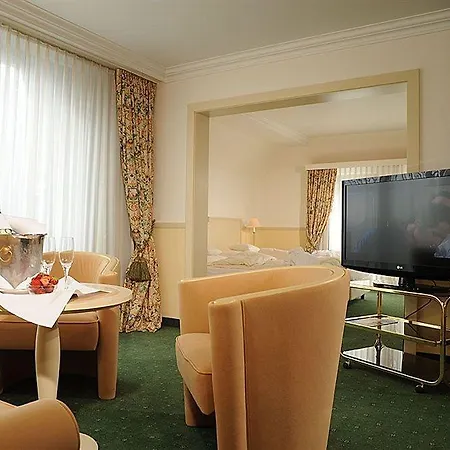 Rheinhotel Vier Jahreszeiten Отель