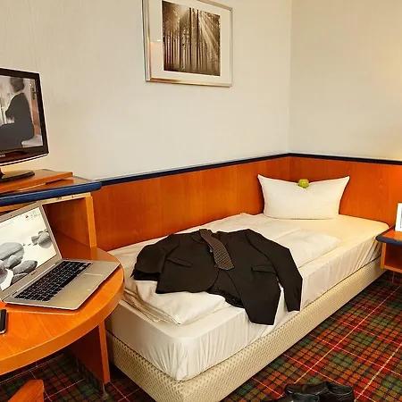 Rheinhotel Vier Jahreszeiten 3* Бад-Брайзиг