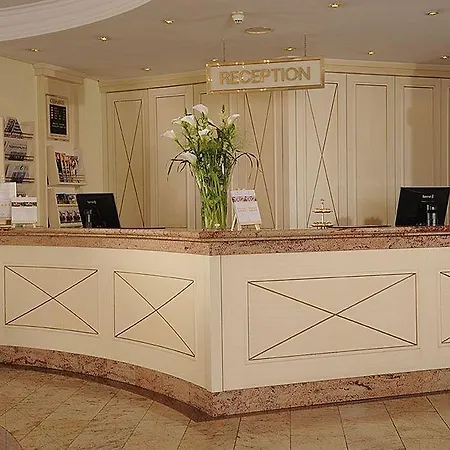 Rheinhotel Vier Jahreszeiten מלון באד ברייסיג