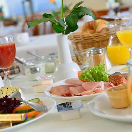 Rheinhotel Vier Jahreszeiten 3*