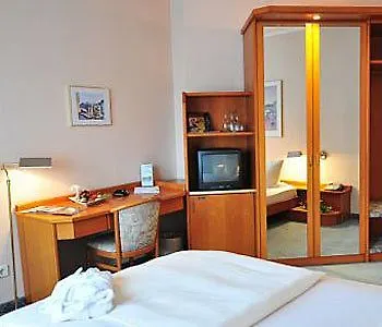 Hotel Rheinhotel Vier Jahreszeiten