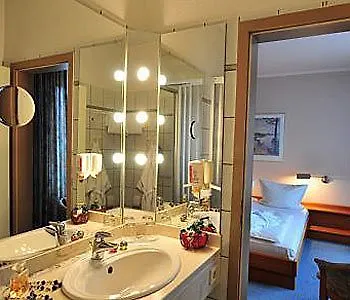 Hotel Rheinhotel Vier Jahreszeiten Bad Breisig