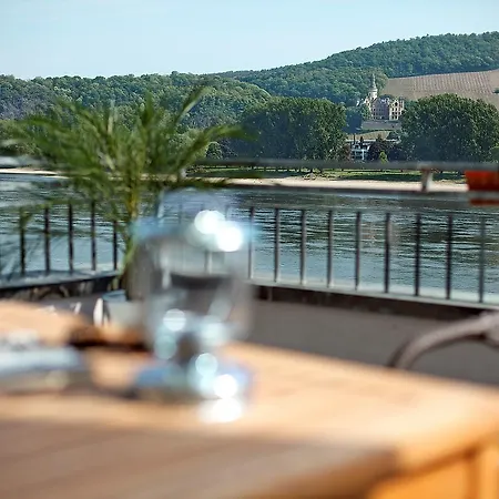 Rheinhotel Vier Jahreszeiten 3*