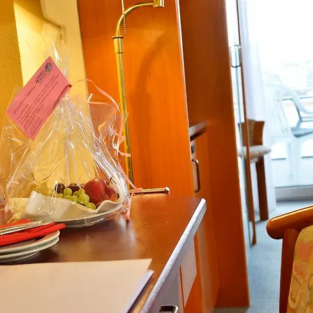 Rheinhotel Vier Jahreszeiten 3*