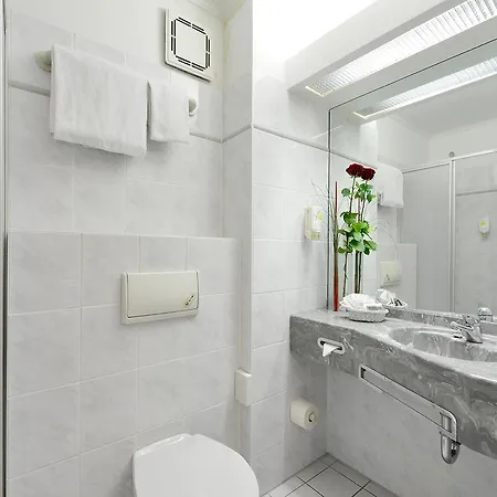 Rheinhotel Vier Jahreszeiten