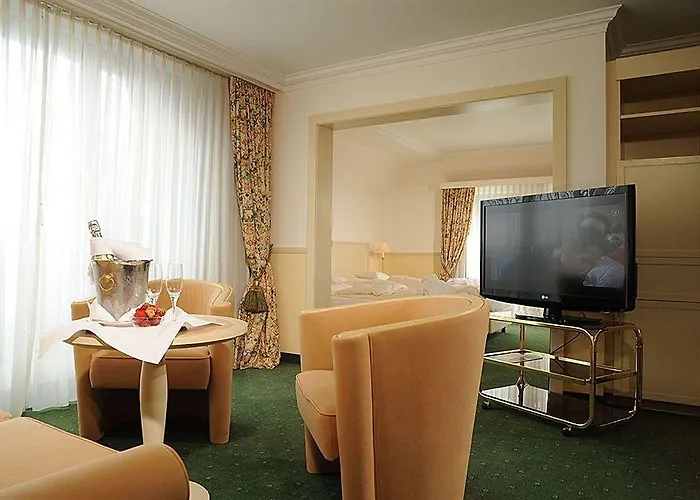 Rheinhotel Vier Jahreszeiten Hotel