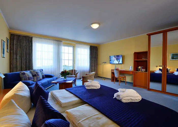 Rheinhotel Vier Jahreszeiten 酒店 巴特布雷希格