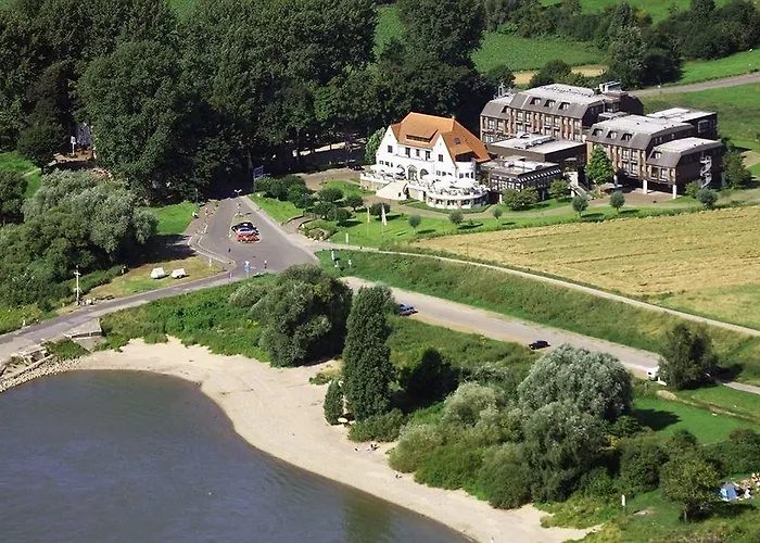 Rheinhotel Vier Jahreszeiten Hotel 3*