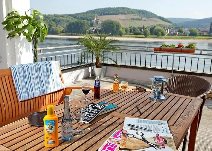 Hotel Rheinhotel Vier Jahreszeiten 3*