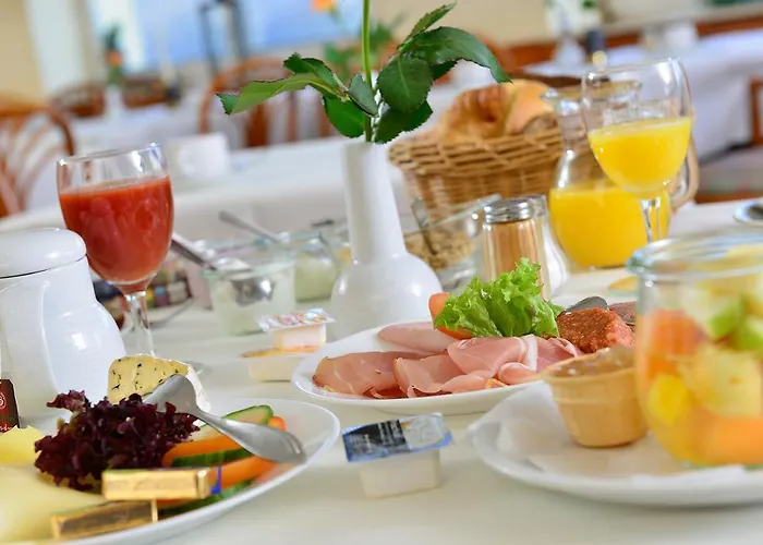 Rheinhotel Vier Jahreszeiten 3*