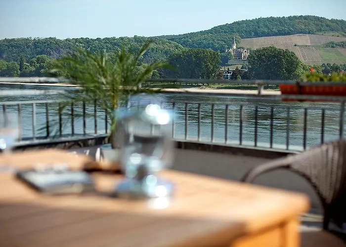 Rheinhotel Vier Jahreszeiten 3*