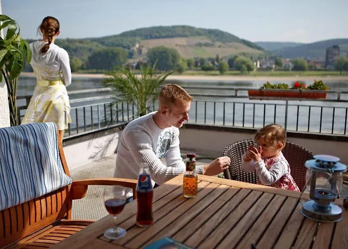 Rheinhotel Vier Jahreszeiten 3*